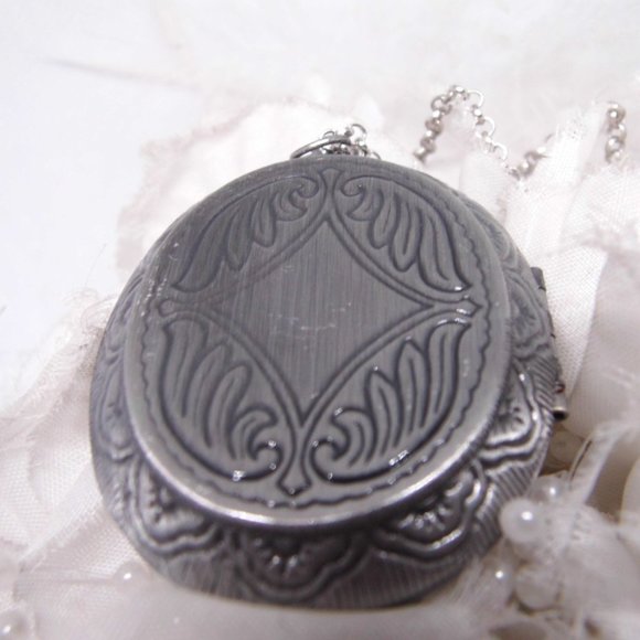 Pink Frosted Mermaid Locket Cameo Necklace Photo - Picture 5 of 7